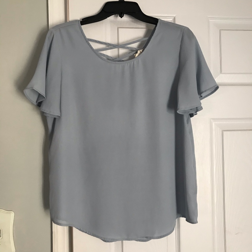 blue shirt